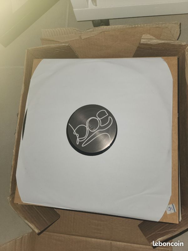 19 Ref Deep Acid House Bassline . VINYLES NEUF (image 3)