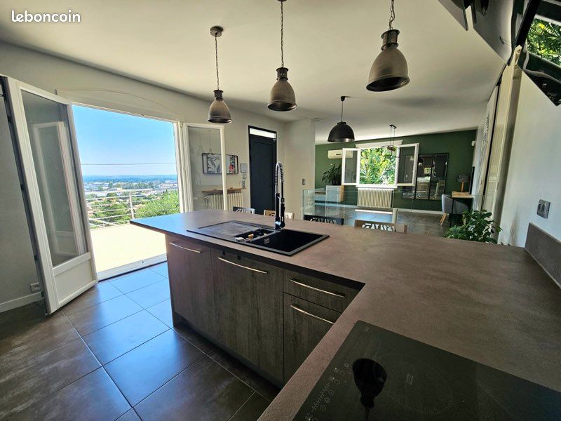 Maison 7 pièces 162 m² · à Bon-Encontre · 162 m² · 279 000 €