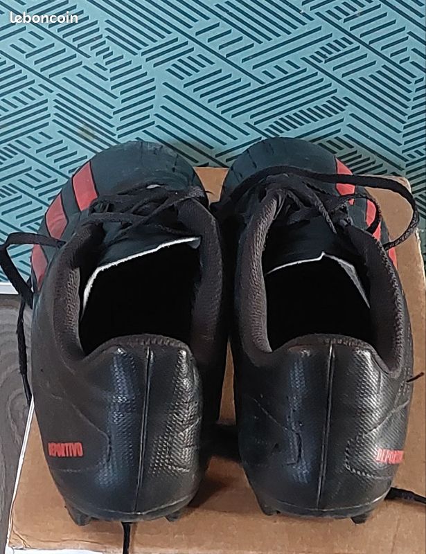 Chaussures de foot jeune, pointure 41.5, Adidas (image 3)