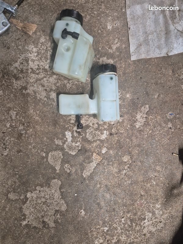 Lot reservoir essence et huile stihl tronçonneuse stihl ms 170 180 (image 1)