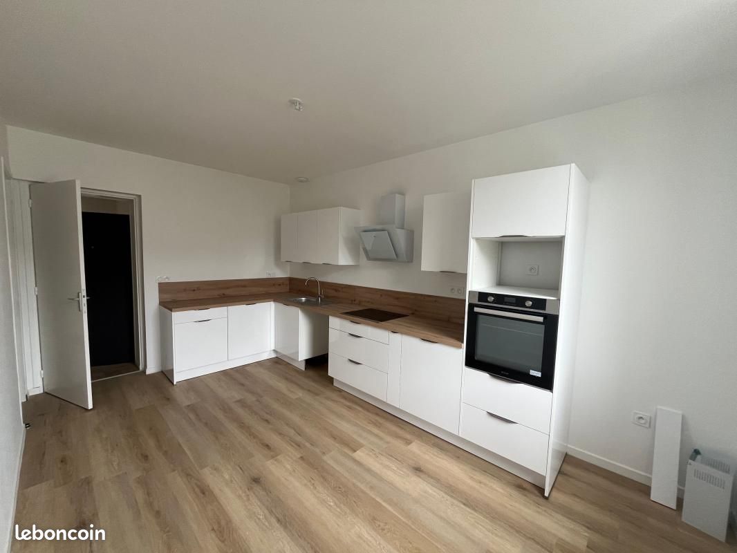 Appartement 4 pièces 108 m² · à Laon · 108 m² · 800 €/mois