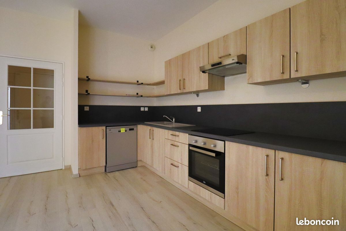 Appartement a louer chalons-en-champagne - 2 pièce(s) - 47 m2 - Surfyn