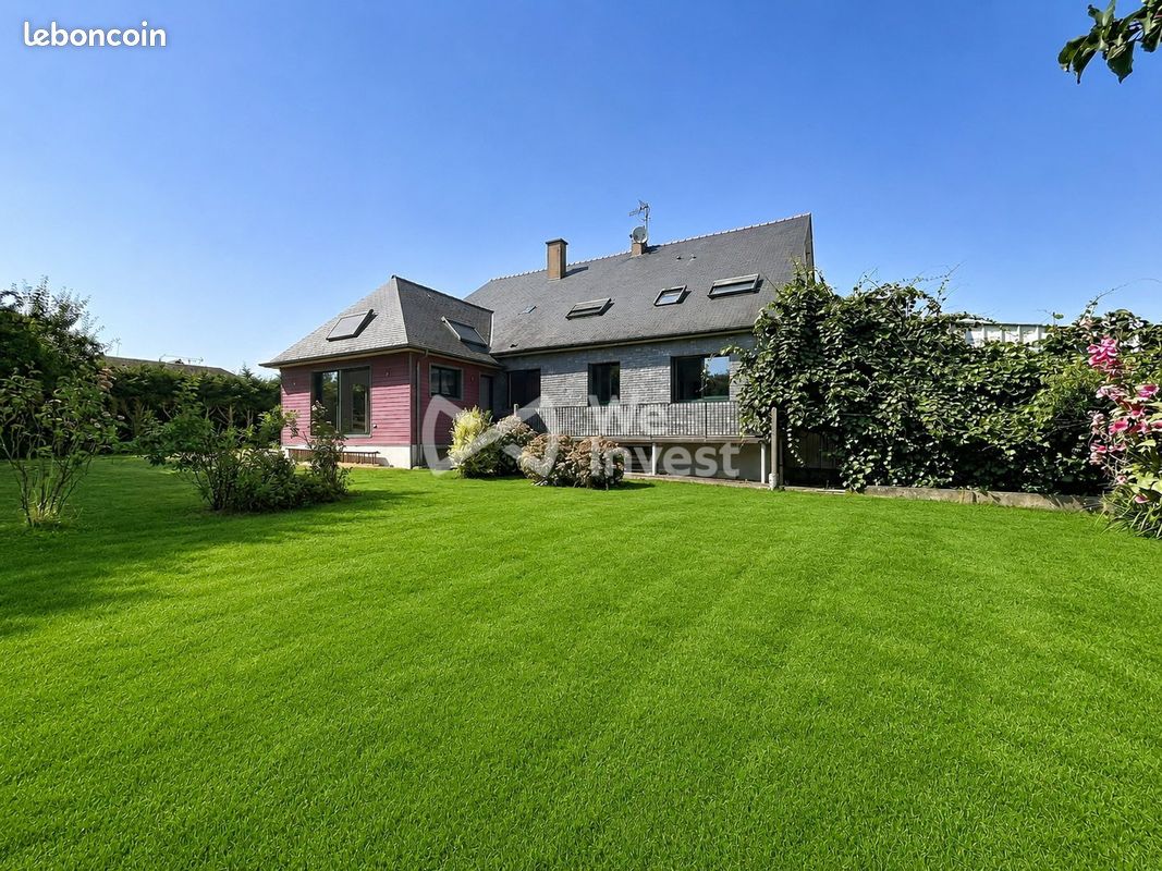 Appartement 7 pièces 185 m² · à Cornillé · 185 m² · 343 200 €
