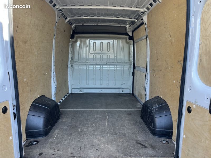 Fiat DUCATO FG VITRE 3.3 MH2 2.3 MULTIJET 120CH PRO LOUNGE VITRE (image 6)