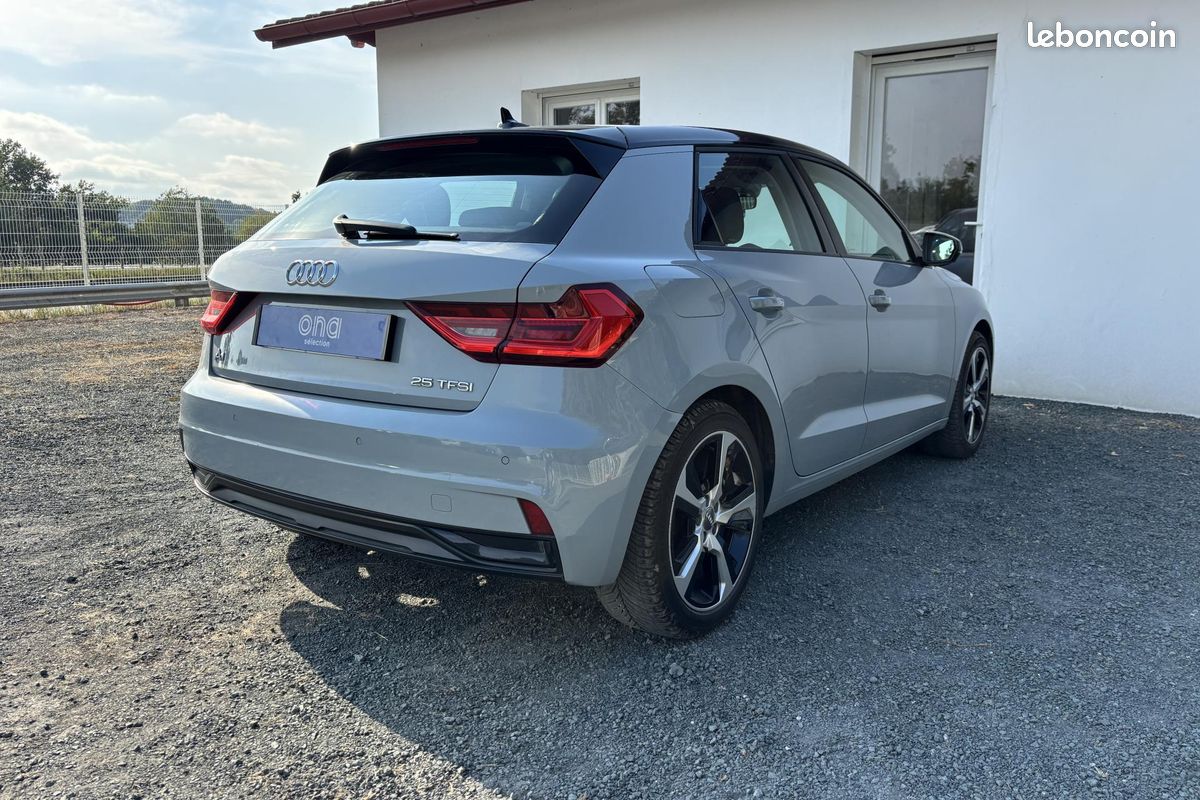 AUDI A1 Sportback 1.0 25 TFSI - 95 - BV S-Tronic SPORTBACK 2019 Advanced COULEUR RARE (image 3)