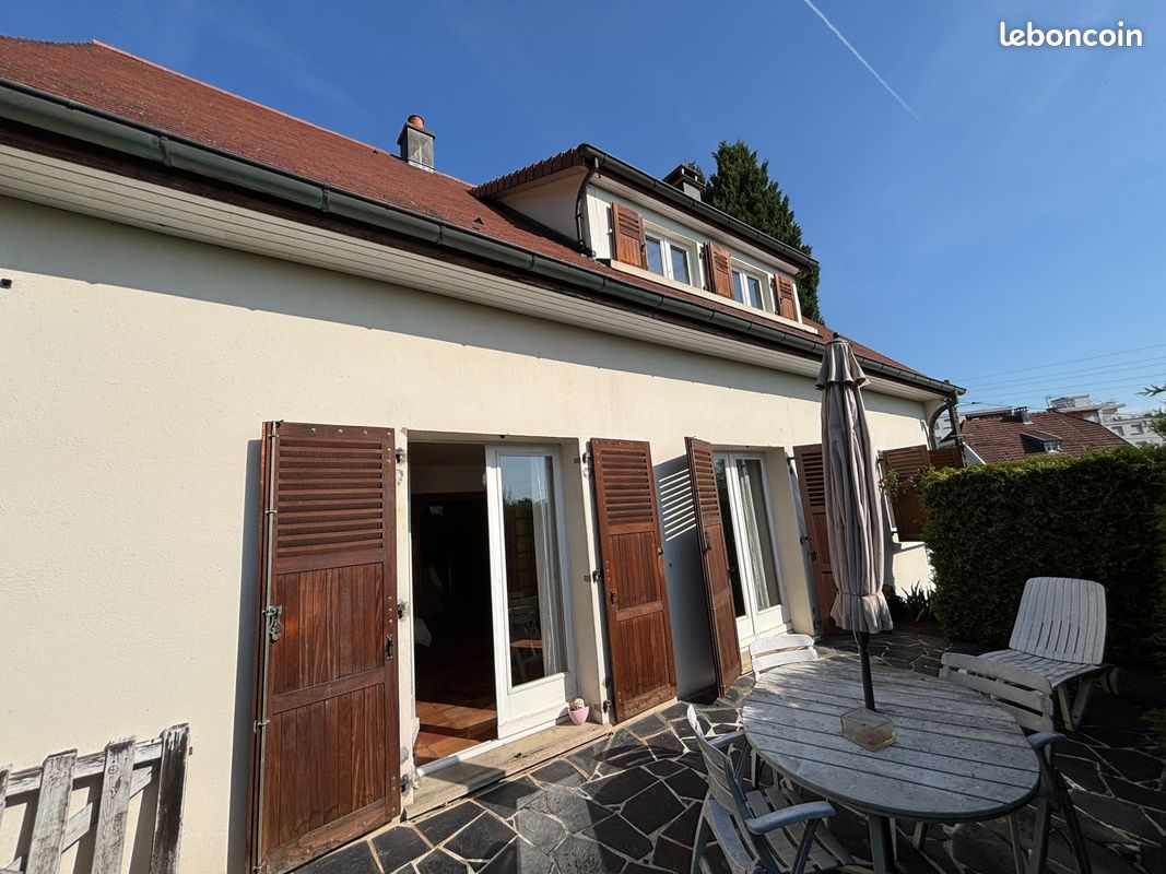 Maison 6 pièces 140 m² · à Montbéliard · 140 m² · 222 000 €