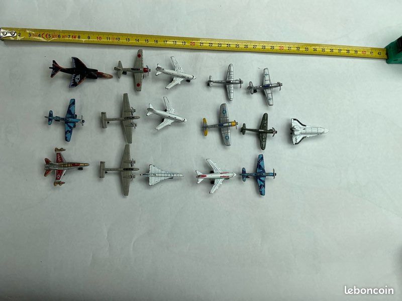 Jouets avions miniatures (image 3)