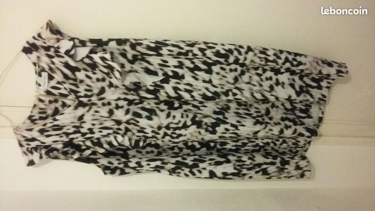 Vide dressing vêtements grande taille (image 1)