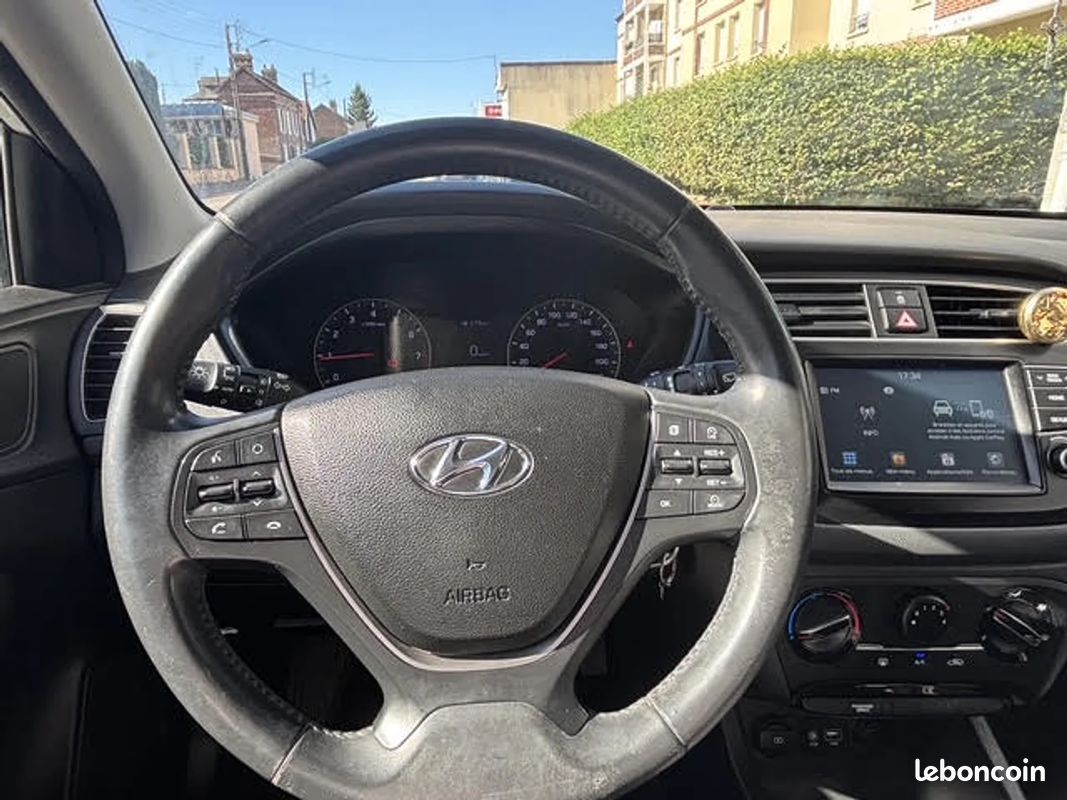 HYUNDAI I20 1.2 84 ch Intuitive - 2 Pneus neufs (image 13)