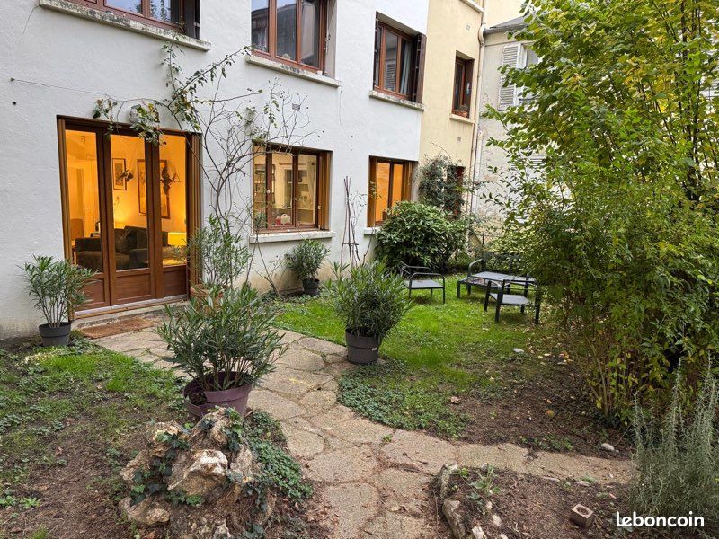 Appartement 2 pièces 50 m² · à Versailles · 50 m² · 1 550 €/mois