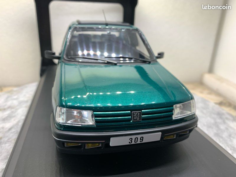 Peugeot 309 GTI 1991 verte Norev 1/18 (image 4)