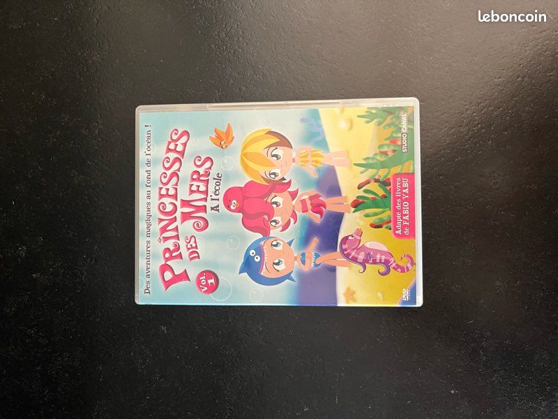 DVD princesses des mers volume 1 à l’école (image 1)