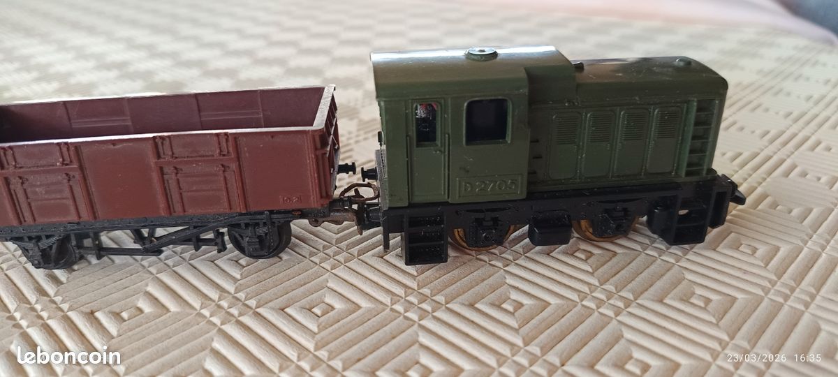 Train Marchandises Vintage 1960 - Loco Et 4 Wagons Jouef, Gégé, Jep