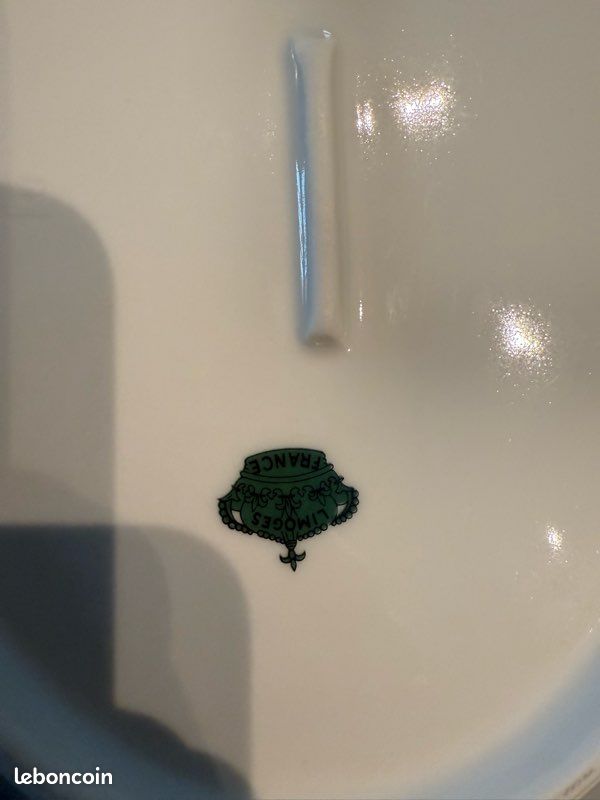 Plat en porcelaine (image 2)