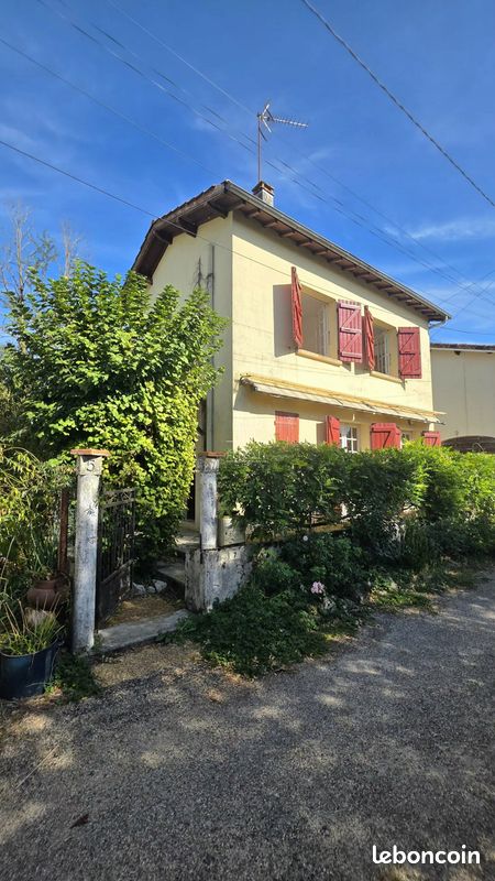 Maison 3 pièces 54 m² · à Castelnau d'Auzan Labarrère · 54 m² · 45 000 €