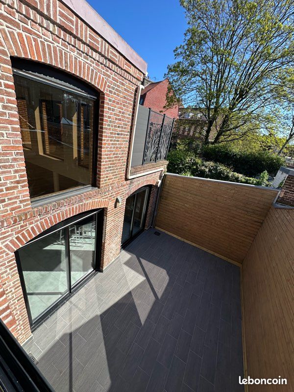 Appartement 4 pièces 160 m² · à Lille · 160 m² · 1 900 €/mois