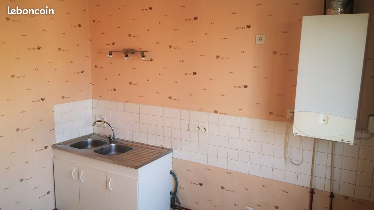 Appartement 4 pièces 46 m² · à Brive-la-Gaillarde · 46 m² · 450 €/mois