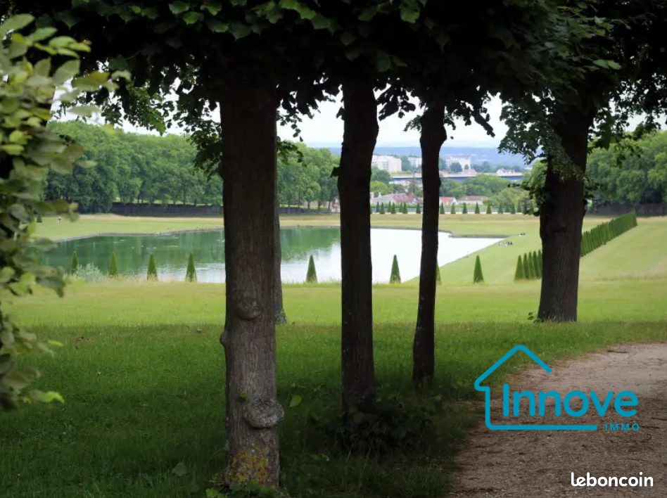 Terrain 1604 m² · à Marly-le-Roi · 1 144 000 €
