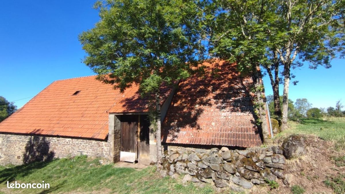 Maison 2 pièces 360 m² · à Trizac · 360 m² · 91 800 €