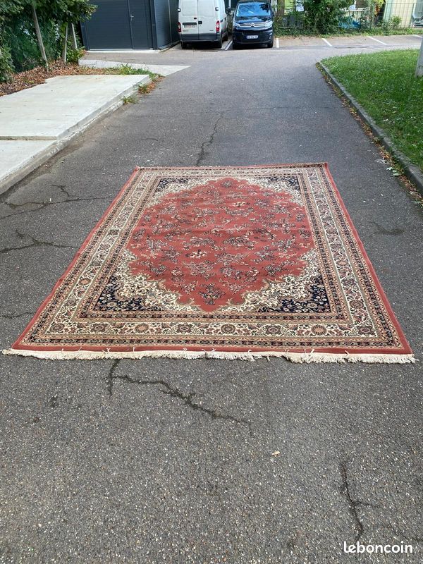 Grand tapis persan bordeaux en laine Khorassan 250x350cm (image 1)