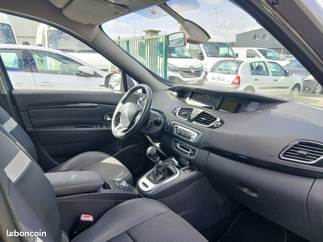 Renault scenic iii 3 1.5l dci 110ch energy zen eco² (image 3)