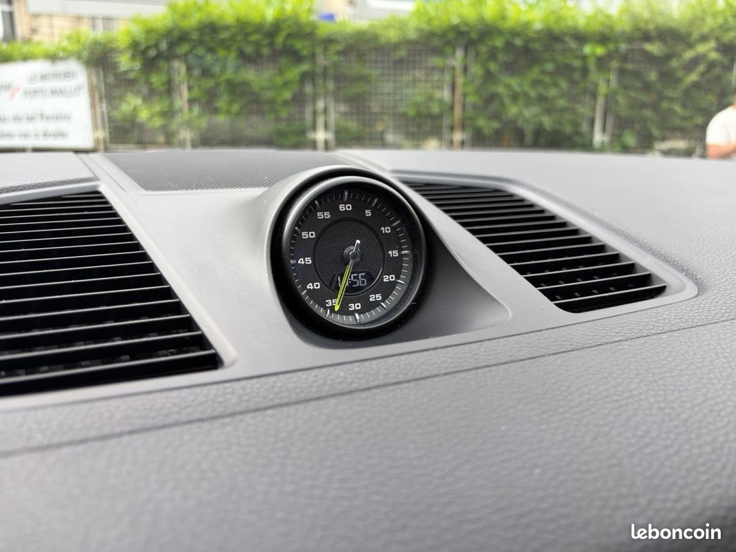 PORSCHE CAYENNE E-Hybrid 3.0 V6 462 ch Tiptronic BVA - FULL OPTIONS - RIEN A PREVOIR - ENTRETIEN A JOUR - PACK CHRON (image 15)