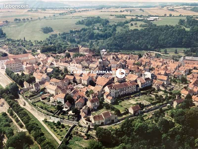 Maison 7 pièces 160 m² · à Flavigny-sur-Ozerain · 160 m² · 380 000 €