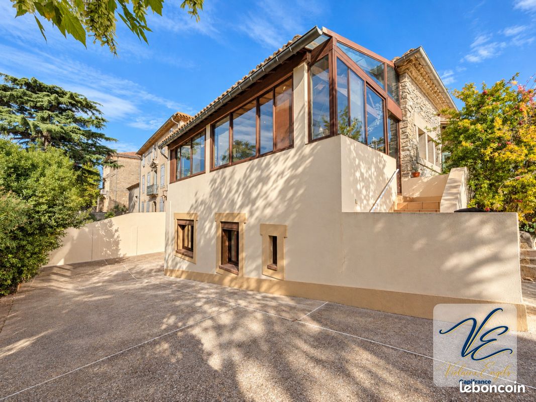 Maison 7 pièces 216 m² · à Pépieux · 216 m² · 349 000 €