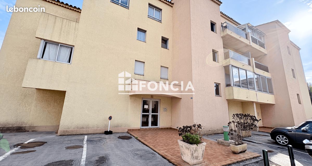 Appartement 1 pièce 25 m² · à Sanary-sur-Mer · 25 m² · 590 €/mois