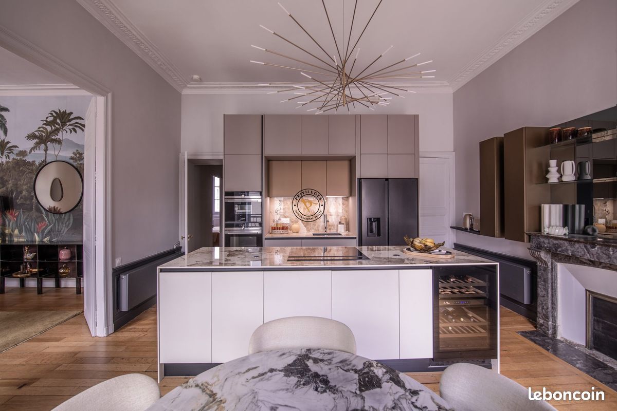 Appartement 9 pièces 250 m² · à Nantes · 250 m² · 1 580 000 €