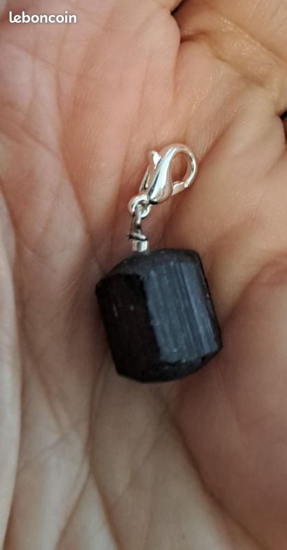 BestYiJo Pendentif En Tourmaline Noire, Lot De 4 Avec Chaîne