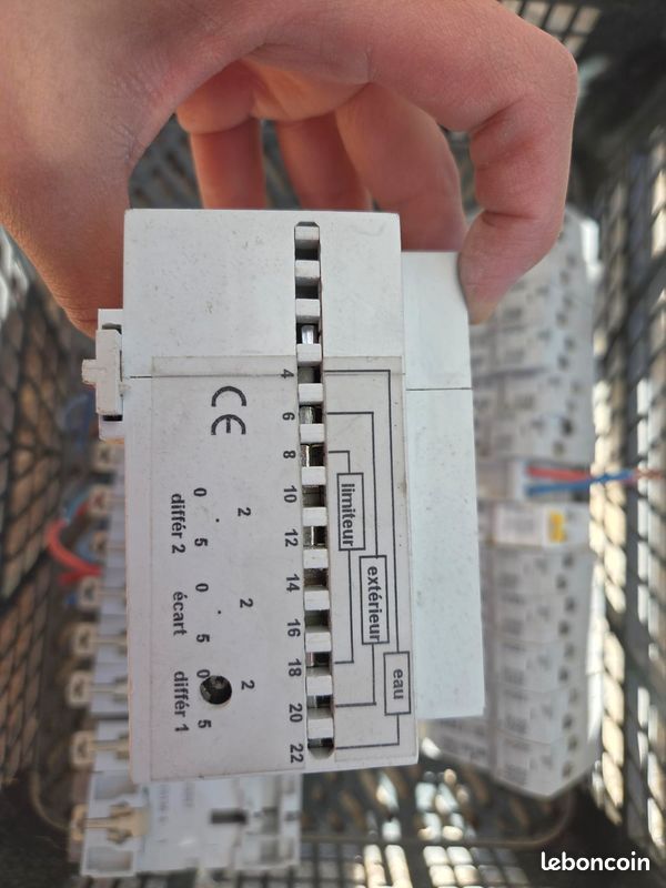 Disjoncteurs marque Merlin Gerin multi9 Déclic / DPN / ID' clic (image 3)