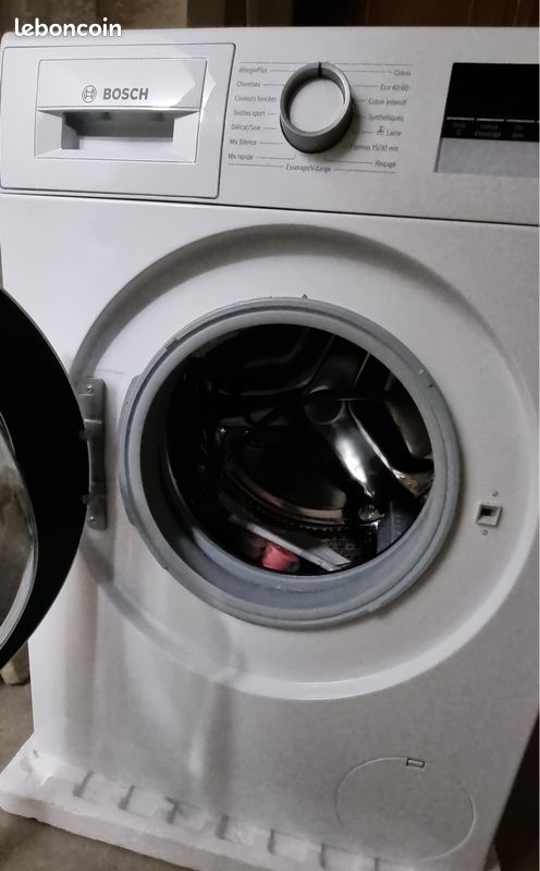 Machine à laver BOSCH - Modèle WAN28238FR - Électroménager