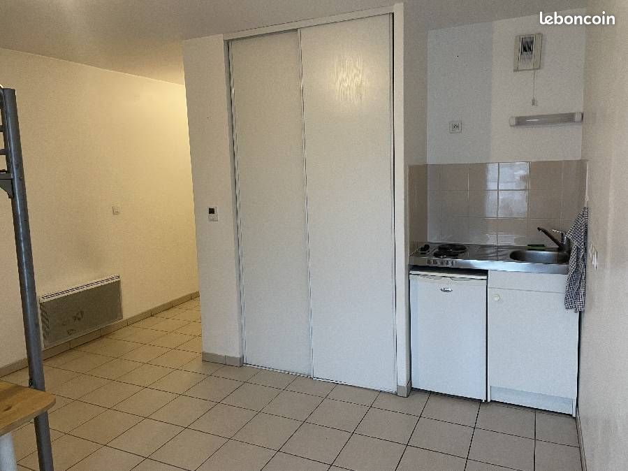 Appartement 1 pièce 23 m² · à Mont-Saint-Aignan · 23 m² · 347 €