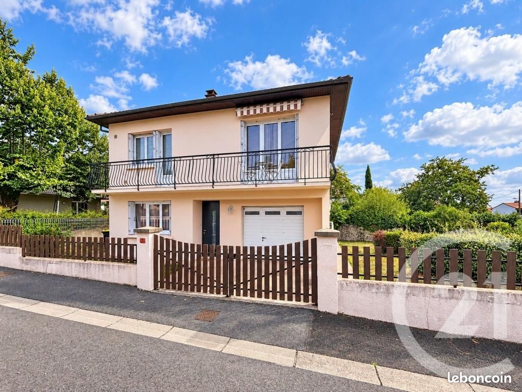 Maison 5 pièces 105 m² · à Riom · 105 m² · 315 000 €