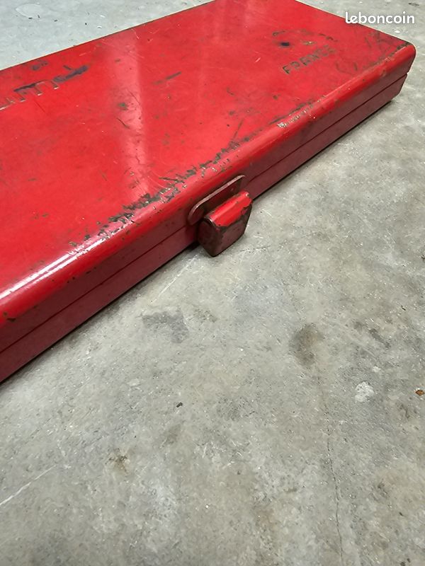 Qualité AAA 11 x 11 mm chrysobéryl vert jaunâtre saphir lâche