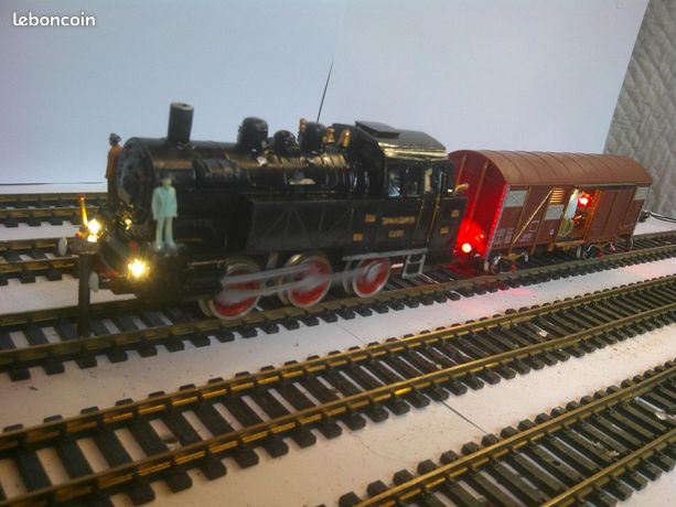 Lot Jouef : Motrice CC 6505 + Loco 708 Lima + 2 Wagons Voyageurs – Occasion (HS)