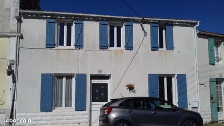 Maison 4 pièces 100 m² · à Bourcefranc-le-Chapus · 100 m² · 1 050 €/mois