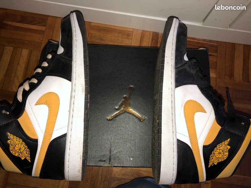 Jordan one mid pollen black (image 1)