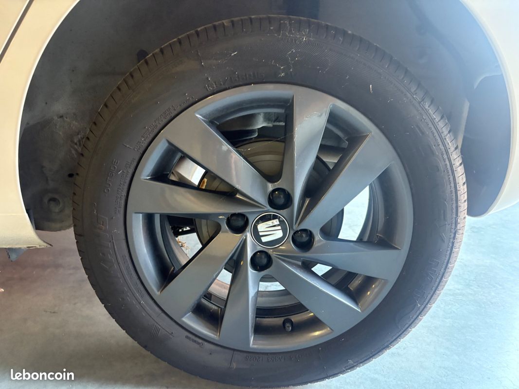 SEAT MII By Mango/ ÉCRAN GARMIN / GPS / CLIM/ RADAR DE RECUL / ALCANTARA (image 23)