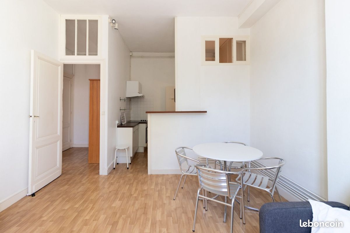 Appartement 2 pièces 45 m² · à Bordeaux · 45 m² · 919 €