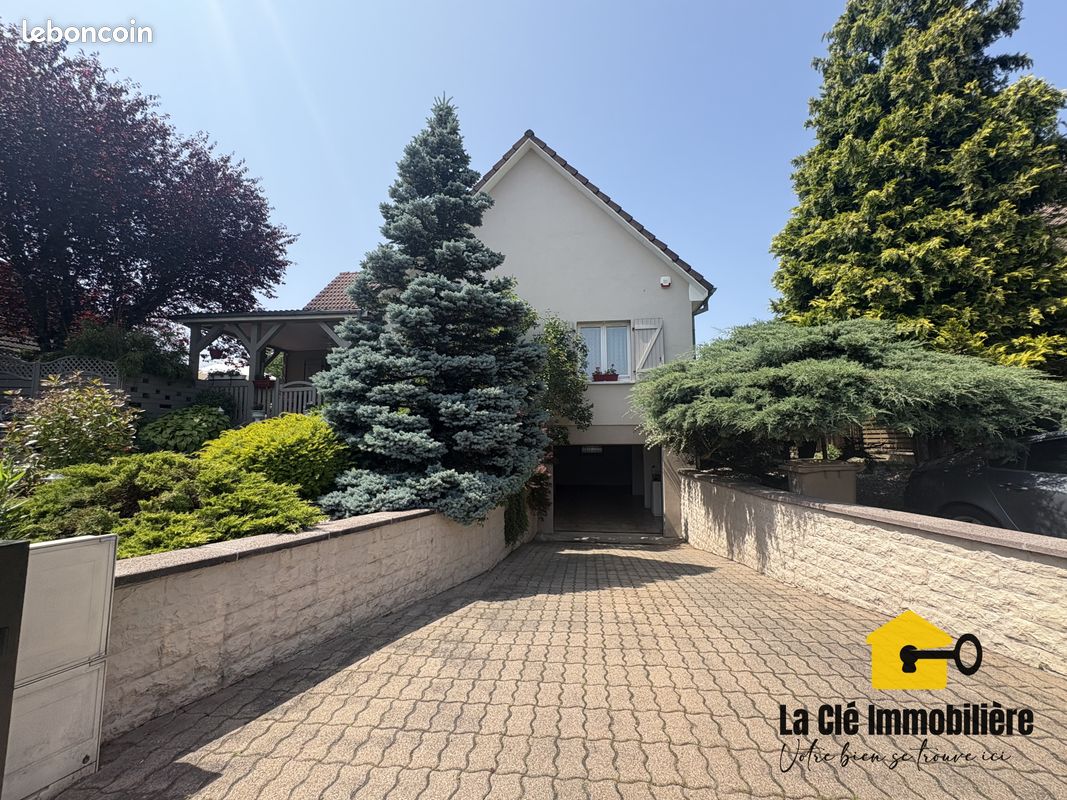 Maison 6 pièces 170 m² · à Saint-Louis · 170 m² · 455 000 €