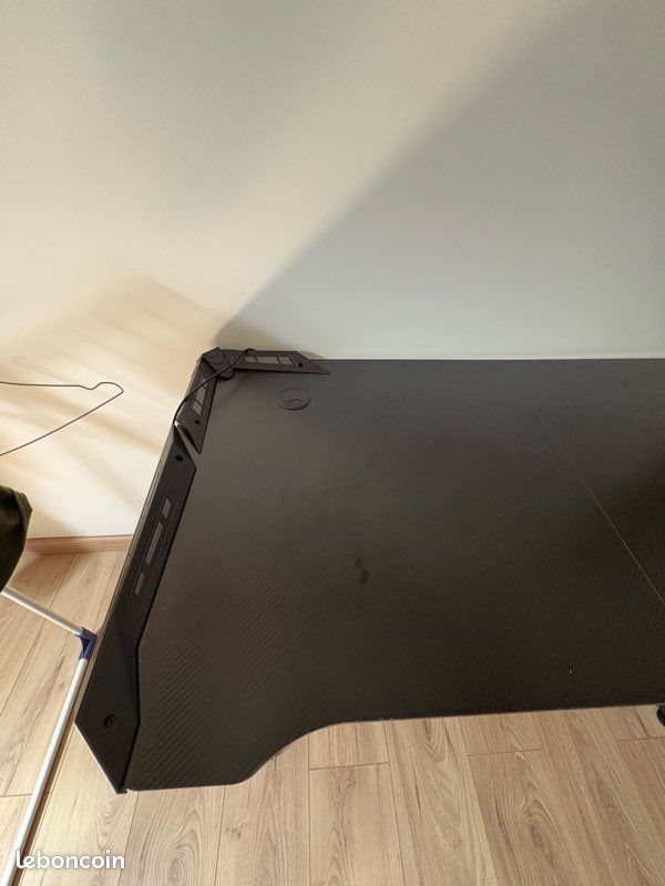 Table gaming (image 2)