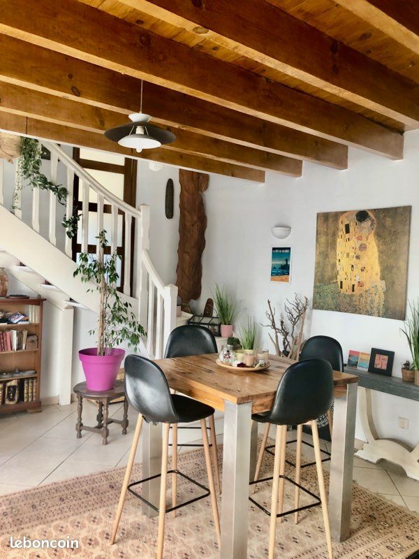 Maison 7 pièces 130 m² · à Saint-Étienne-d'Orthe · 130 m² · 289 000 €