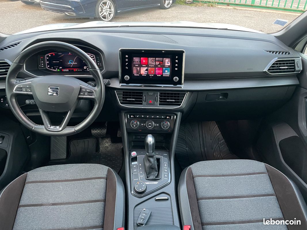 Seat Tarraco 2.0 TDI 190 4Drive XCELLENCE DSG7 / 7 places / Attelage / Caméra 360° / CarPlay / Garantie 12 mois (image 11)