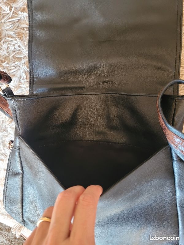 Sac bandoulliere (image 8)