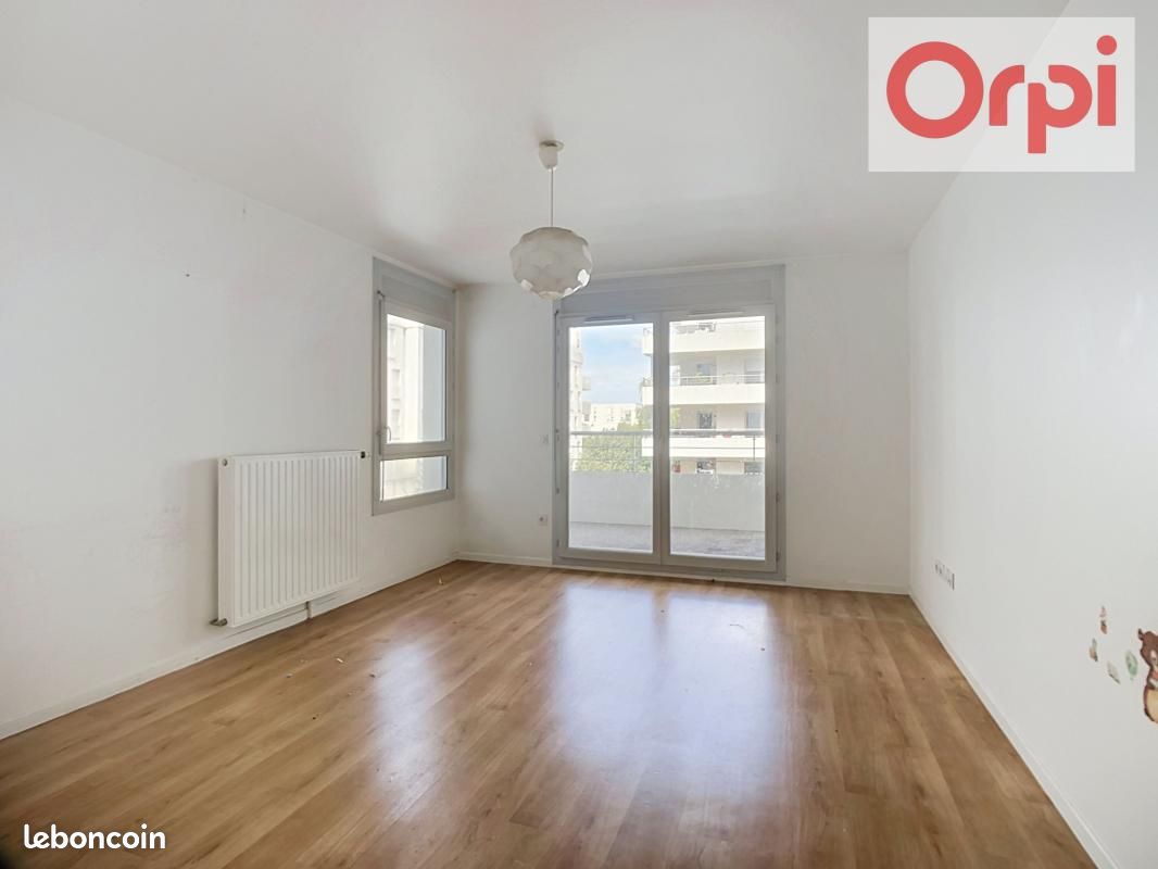 Appartement 3 pièces 56 m² · à Choisy-le-Roi · 56 m² · 1 280 €/mois