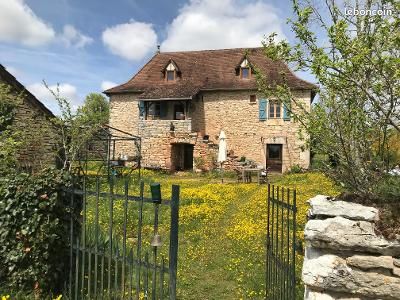 Propriété de 2,3 ha dans la Vallée du Célé, LOT
