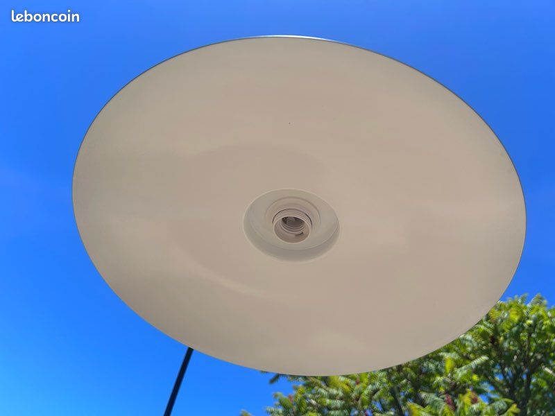 Lampadaire Milna d’Alinea vert et noir (image 4)