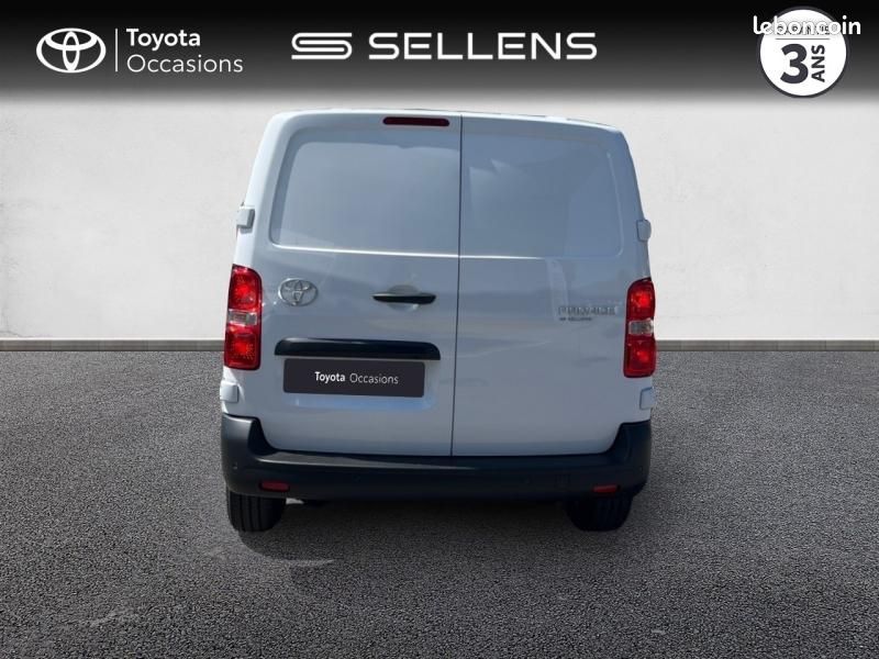 Toyota PROACE Medium 2.2 D-4D 150 Start Pack Confort BVA MY25 (image 4)